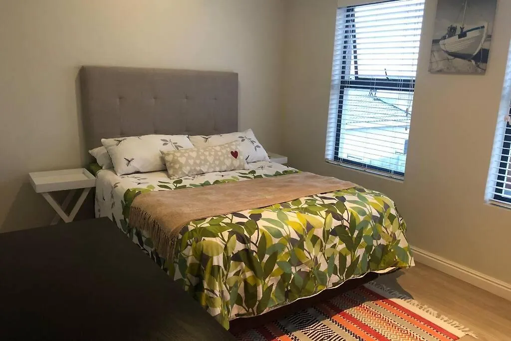 Feel@Home Villa - Bloubergstrand Kapstadt